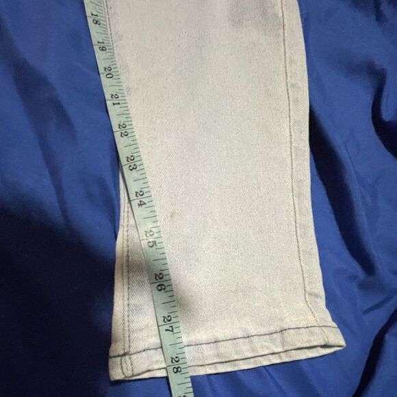 Men’s EVISU jeans Sz 33 light wash, slim/tapered fit style - Picture 16 of 16